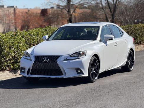 Used 2014 Lexus IS 250 image 2