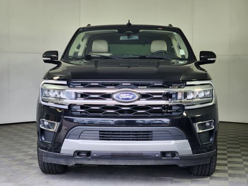 Used 2023 Ford Expedition Limited AWD/4WD image 2
