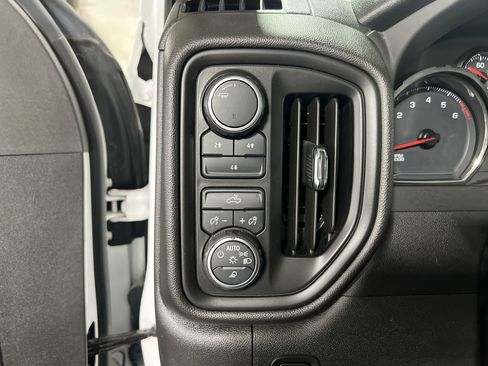 Certified 2023 Chevrolet Silverado 2500 Custom w/ Custom Value Package image 17