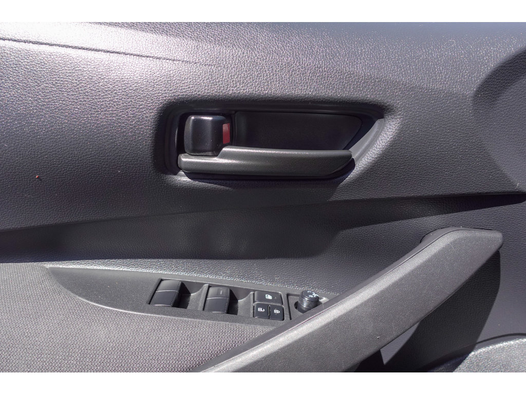 Certified 2025 Toyota Corolla LE FWD image 11