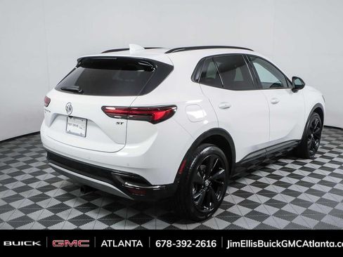 Used 2023 Buick Envision Essence w/ Sport Touring Package AWD/4WD image 3