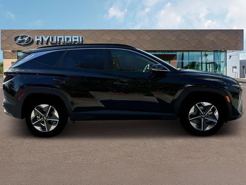 New 2025 Hyundai Tucson SEL FWD image 9