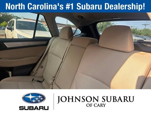 Used 2018 Subaru Outback 2.5i Premium AWD/4WD image 18