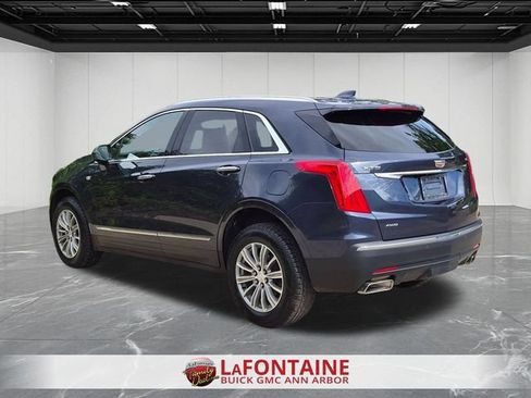 Certified 2018 Cadillac XT5 Luxury w/ Driver Awareness Package AWD/4WD image 3