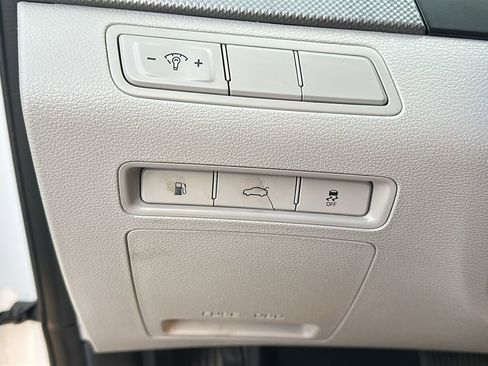 Used 2015 Hyundai Sonata SE w/ Option Group 02 image 19