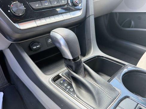 Used 2018 Hyundai Sonata SE FWD image 32