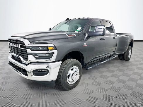 New 2026 RAM 3500 Tradesman AWD/4WD image 23