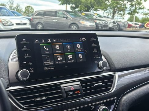Used 2018 Honda Accord Sport image 19