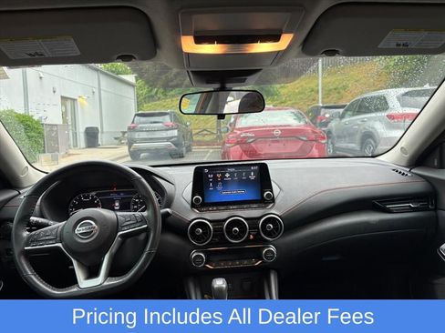 Used 2022 Nissan Sentra SR w/ Lighting Package FWD image 7