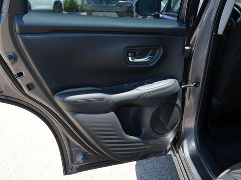 Used 2024 Honda HR-V LX image 17