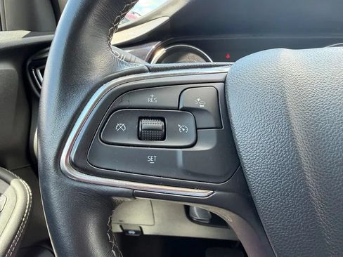 Used 2022 Buick Encore GX Preferred w/ Cold Weather Comfort Package FWD image 16