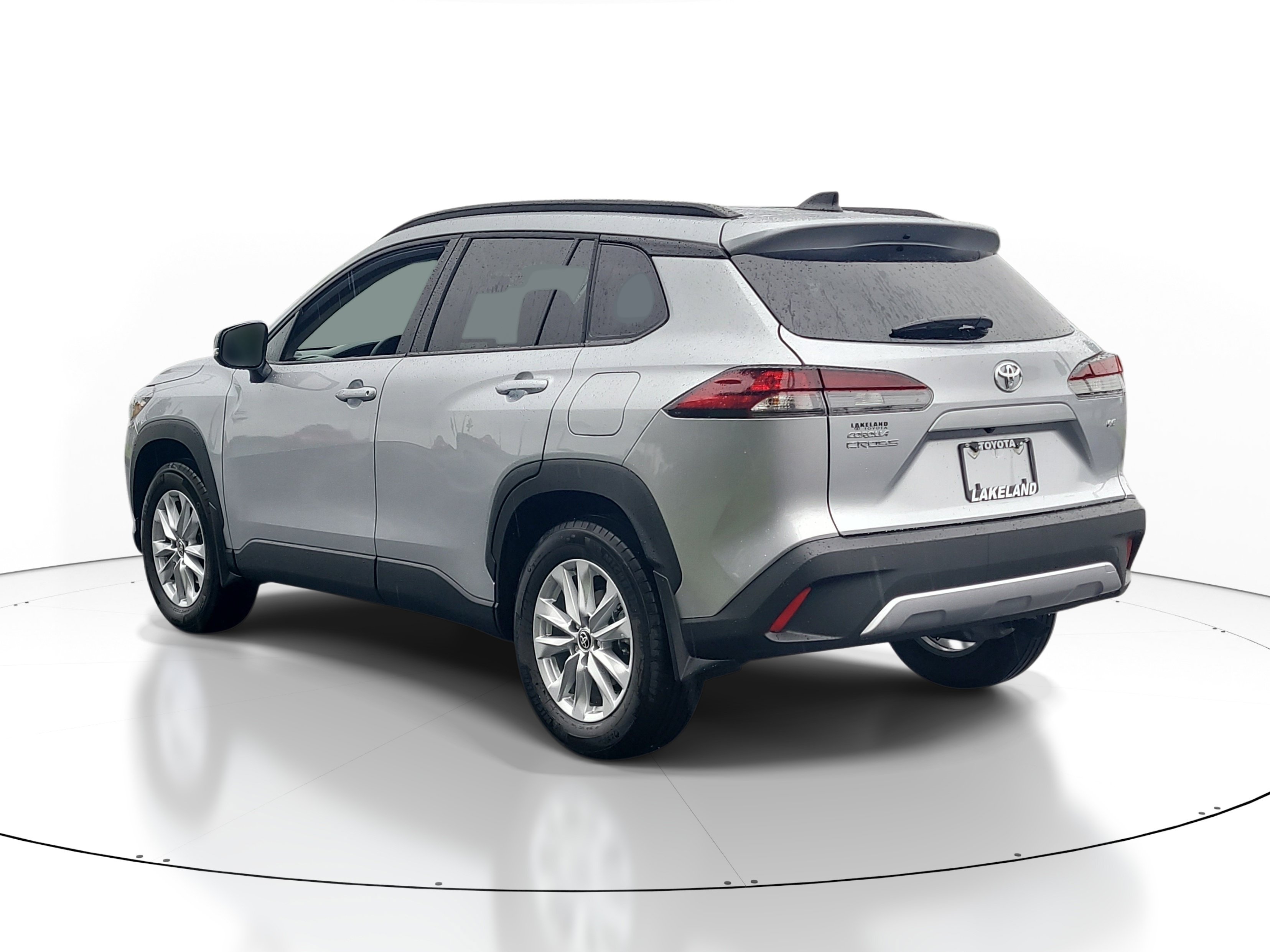 Certified 2026 Toyota Corolla Cross LE FWD image 5
