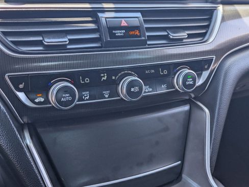 Used 2020 Honda Accord Sport image 27