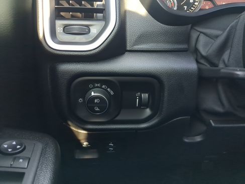 Used 2022 RAM 1500 Big Horn image 27