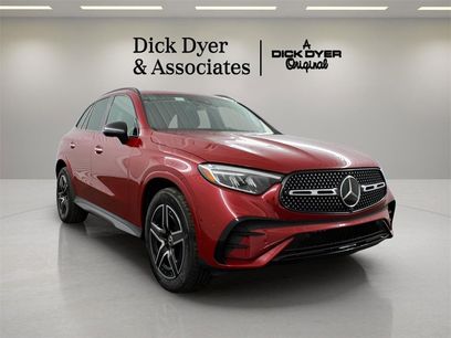 New 2025 Mercedes-Benz GLC 300