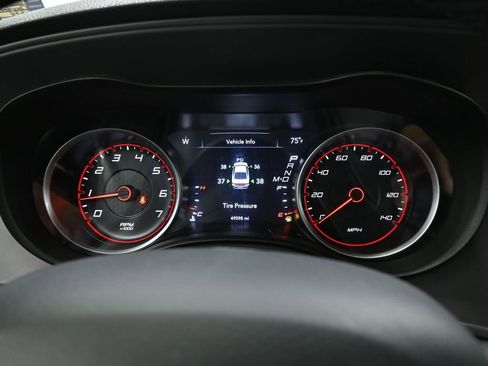 Used 2023 Dodge Charger SXT image 12