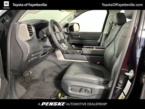Used 2024 Toyota Tundra Limited AWD/4WD image 24