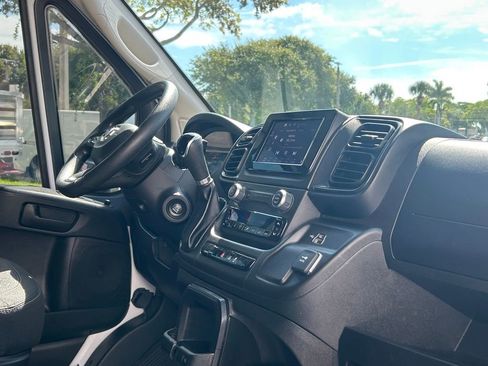 Used 2023 RAM ProMaster 2500 w/ Convenience Group image 23