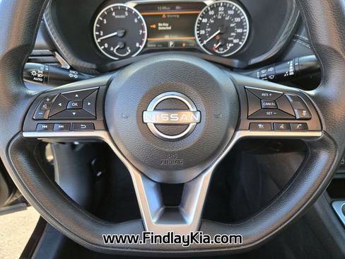 Used 2024 Nissan Sentra SV image 22