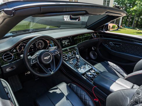 Used 2020 Bentley Continental GT AWD/4WD image 67