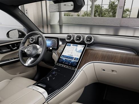 New 2026 Mercedes-Benz GLC 300 image 41