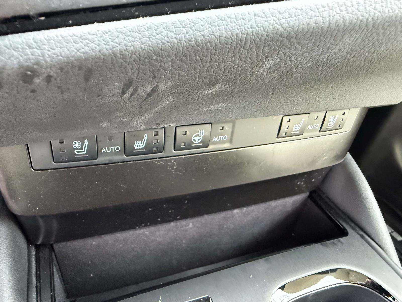 Used 2025 Lexus ES 350 w/ Premium Package FWD image 23