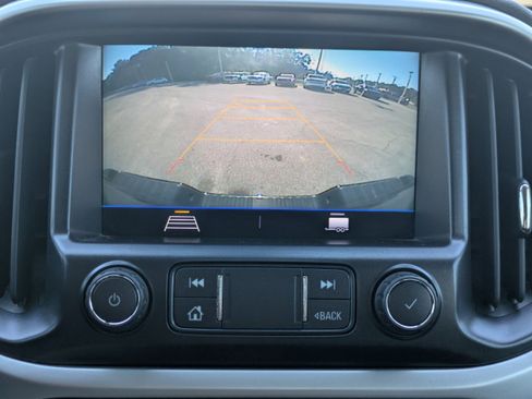 Used 2021 Chevrolet Colorado LT w/ Redline Special Edition image 18