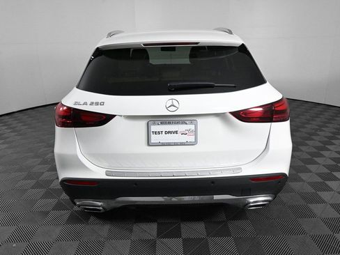 Used 2025 Mercedes-Benz GLA 250 image 28