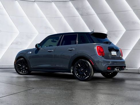 Used 2017 MINI Cooper S FWD image 6