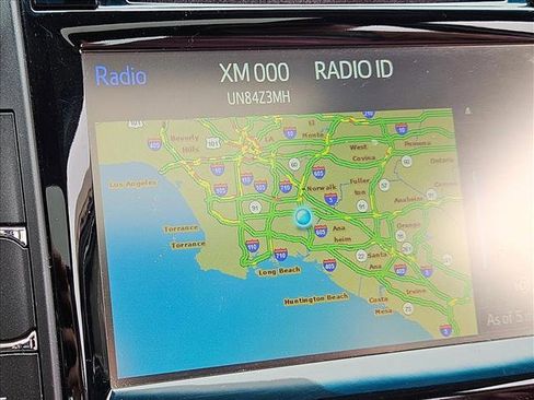 Used 2017 Toyota Camry SE w/ Moonroof Package FWD image 15