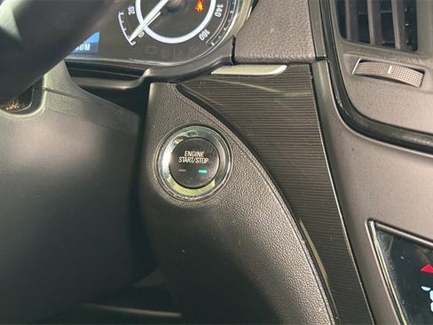 Used 2014 Buick Regal Premium w/ Driver Confidence Package #2 image 26