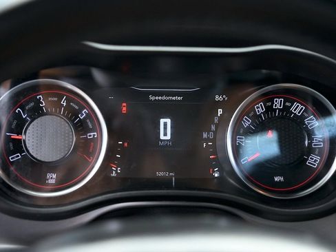 Used 2022 Dodge Challenger GT image 20