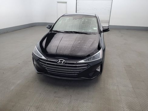 Used 2019 Hyundai Elantra SEL FWD image 15