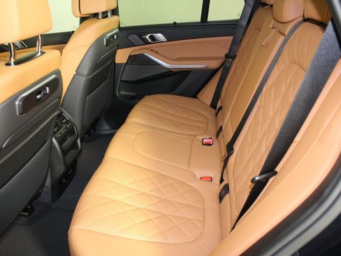 New 2026 BMW X5 xDrive50e w/ Executive Package image 13