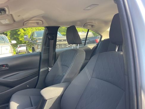 Used 2024 Toyota Corolla LE w/ LE Convenience Package FWD image 9
