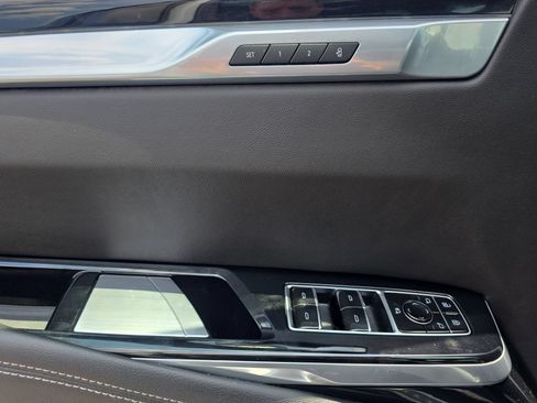 Used 2025 Cadillac Escalade Sport w/ LPO, ONYX Package AWD/4WD image 27