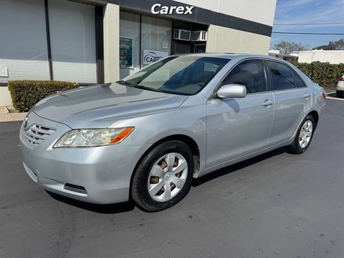 Used 2007 Toyota Camry LE image 6