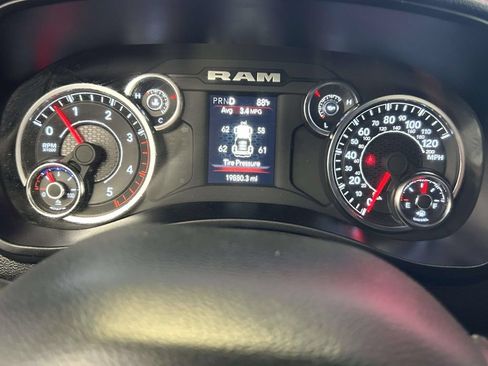 Used 2024 RAM 2500 Big Horn AWD/4WD image 30