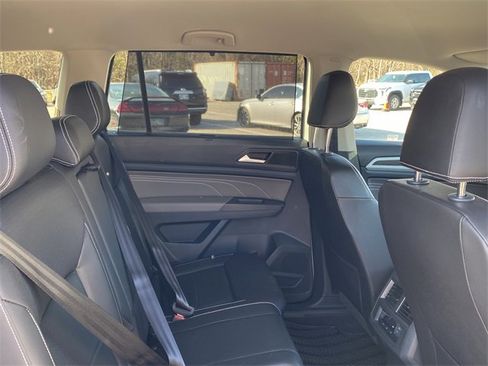 Used 2022 Volkswagen Atlas SE image 13