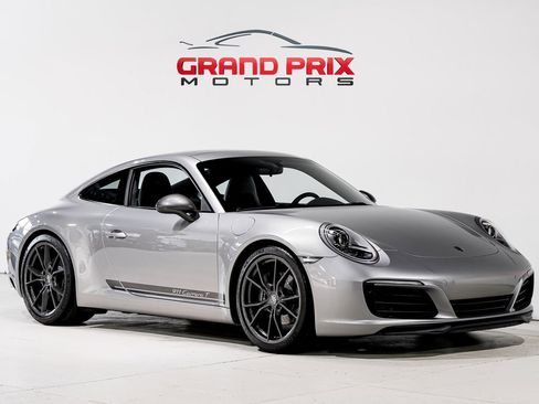 Used 2018 Porsche 911 Carrera T RWD image 1