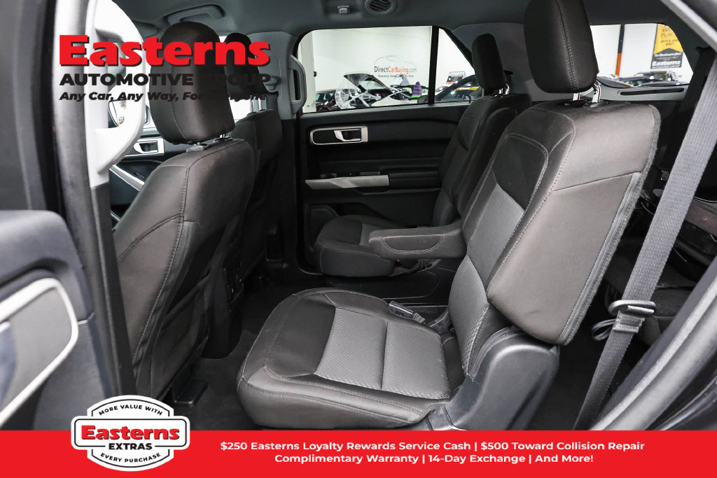 Used 2023 Ford Explorer XLT AWD/4WD image 23