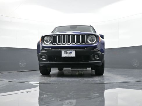 Used 2018 Jeep Renegade Latitude image 25