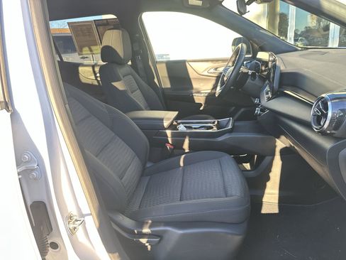 Certified 2025 Chevrolet Equinox LT image 22