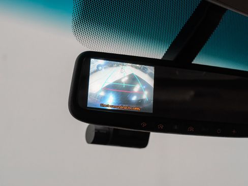 Used 2010 Toyota Tundra Platinum image 19