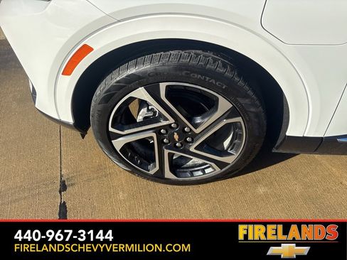 Certified 2024 Chevrolet Equinox EV LT image 57