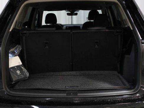 New 2026 Volkswagen Atlas SE image 30