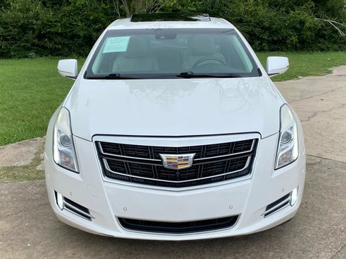 Used 2016 Cadillac XTS Luxury w/ Driver Awareness Package image 2