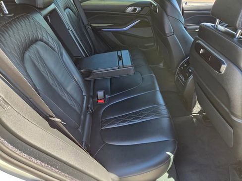 Used 2025 BMW X5 xDrive50e w/ Climate Comfort Package AWD/4WD image 15