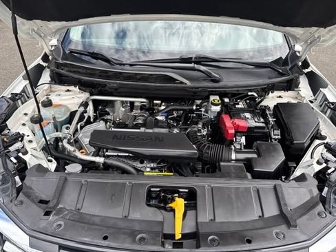Used 2024 Nissan Rogue S FWD image 33