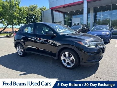Used 2020 Honda HR-V LX image 3